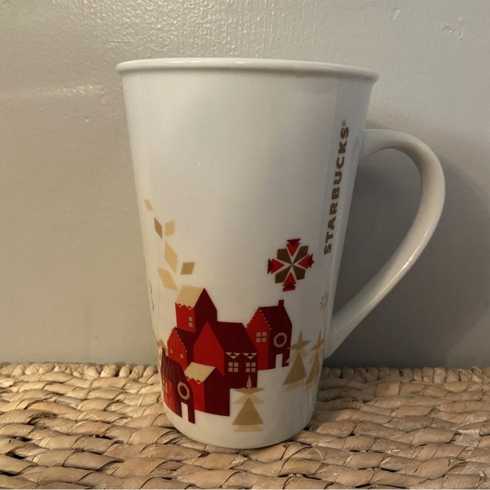 Starbucks‎ Christmas Mug Tapered 12 oz Village House Trees Holiday Winter 6”.